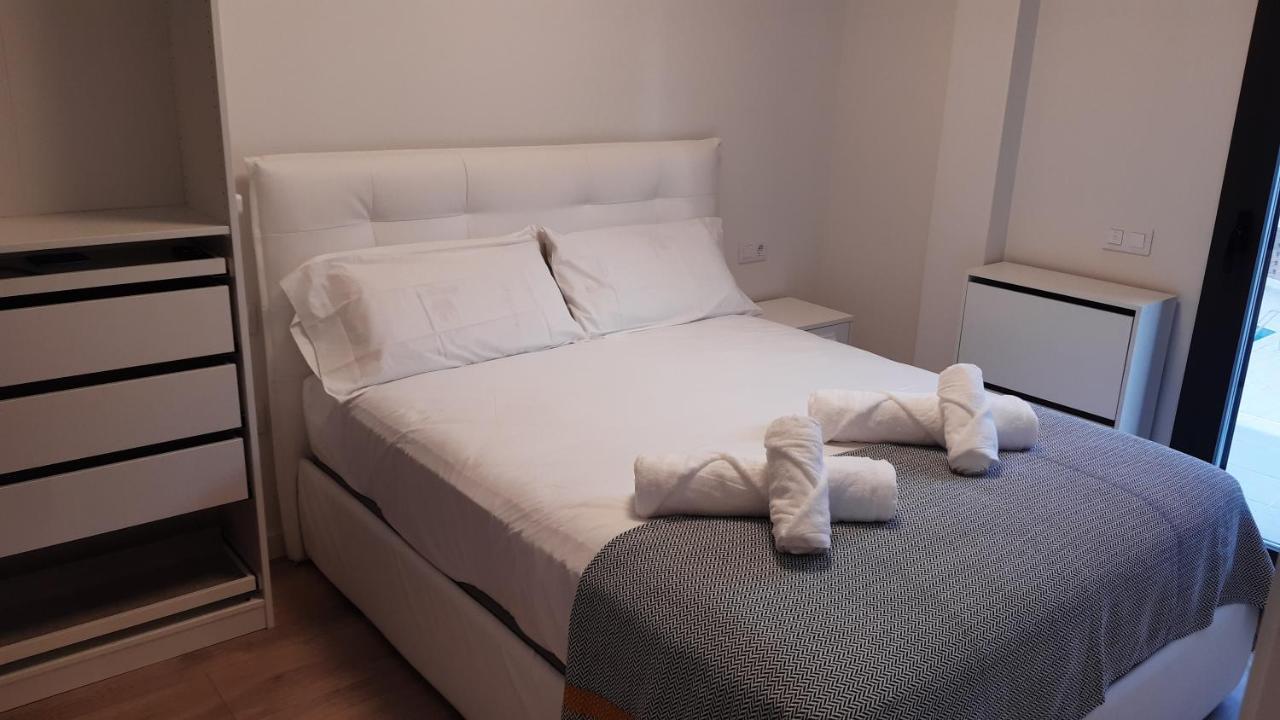 New Beside Sitges With Pool Beside Beach Vilanova i la Geltrú Εξωτερικό φωτογραφία