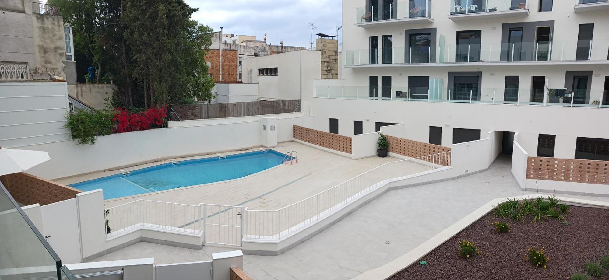 New Beside Sitges With Pool Beside Beach Vilanova i la Geltrú Εξωτερικό φωτογραφία